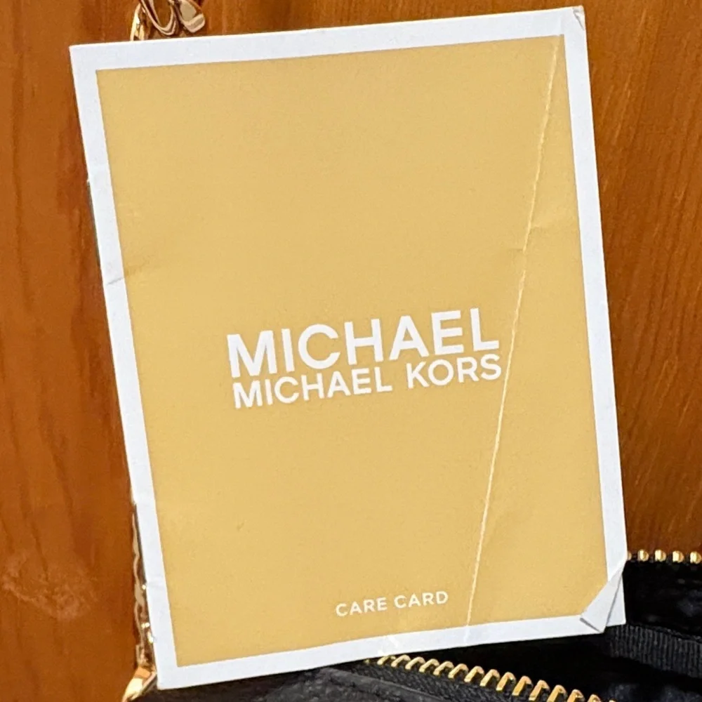 Michael Kors Black Crossbody‎ Bag with Gold Chain - Picture 6 of 8